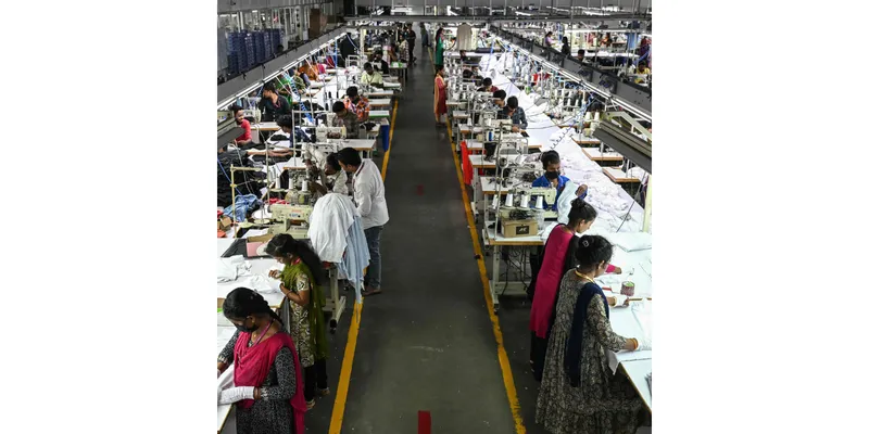 Rupee Depreciation Supports Textile Export Competitiveness Despite FY26 Shipment Decline